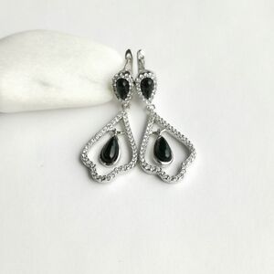 Sterling silver CZ Onyx drop lever back earrings 🆕